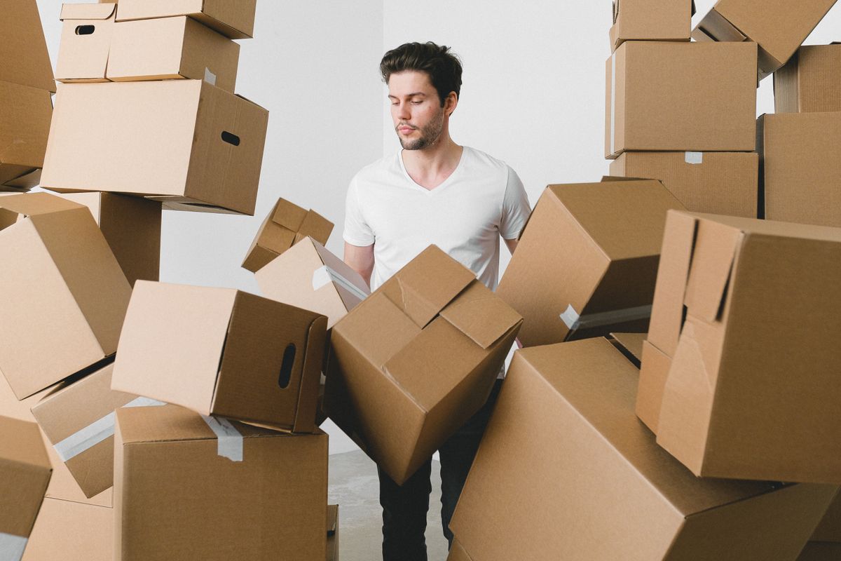 Cajas de mudanza apiladas